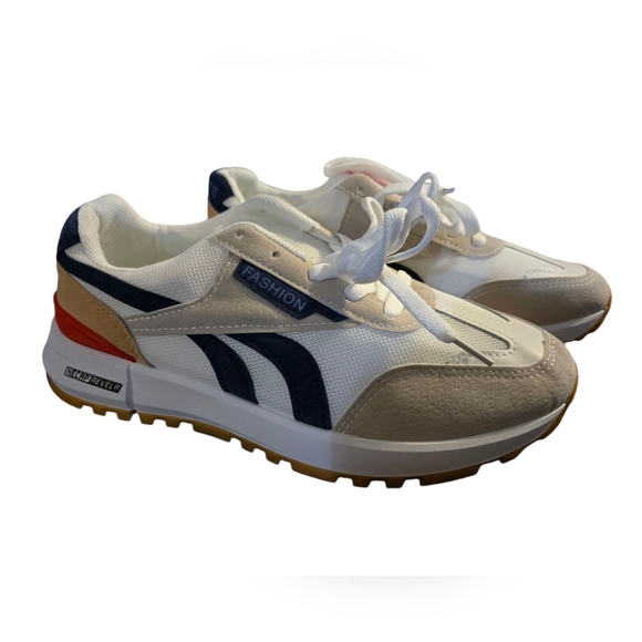 New! Women's Fashion Platform Training Sneakers - Picture 2 of 4